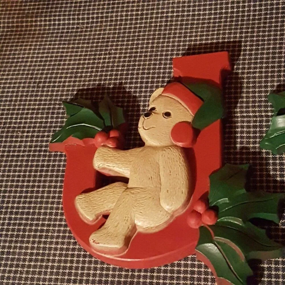 Vintage 80s Homco 1054 Christmas Joy Bears Holly Wall Hanging Plaque